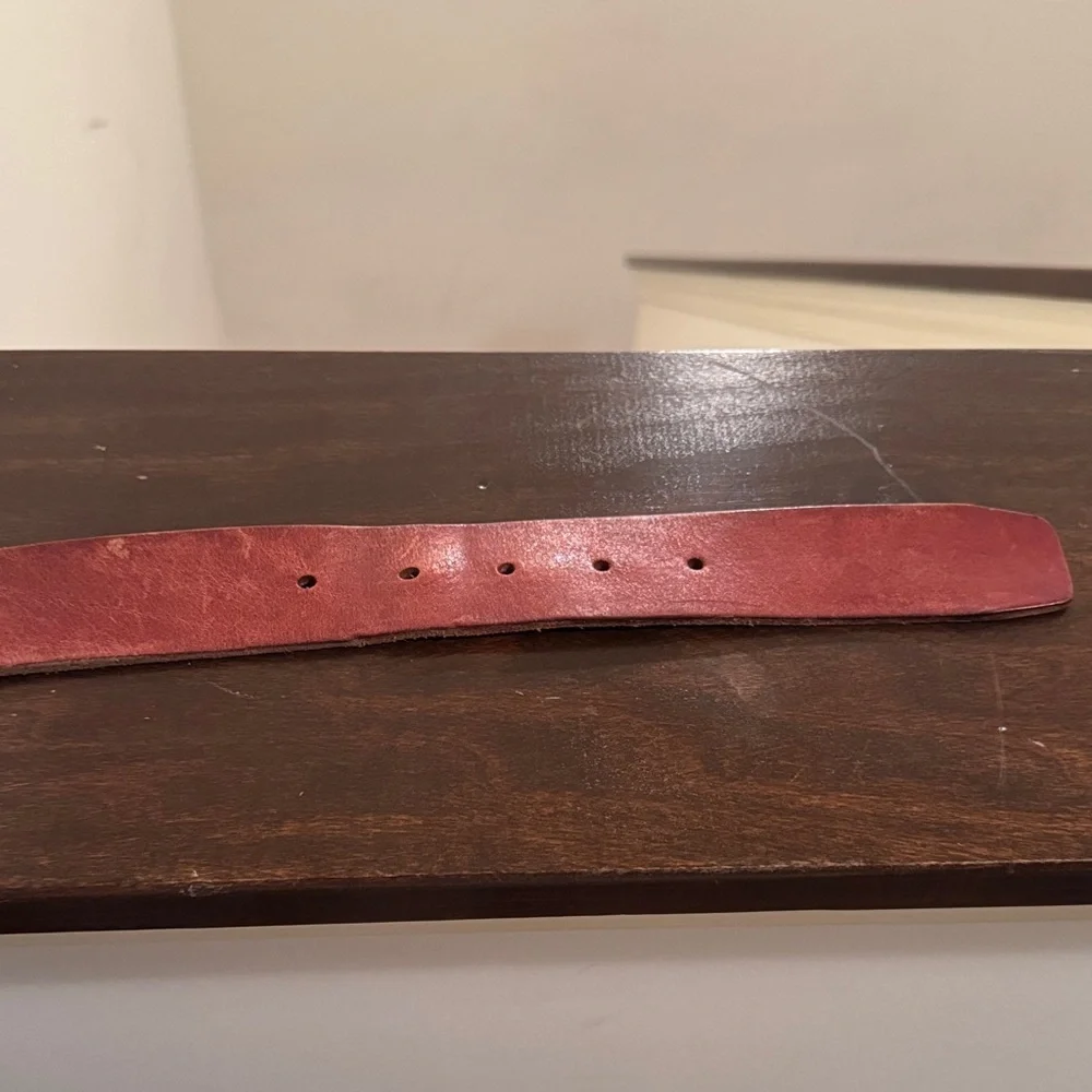 Relic Men's Deep Red Leather Belt